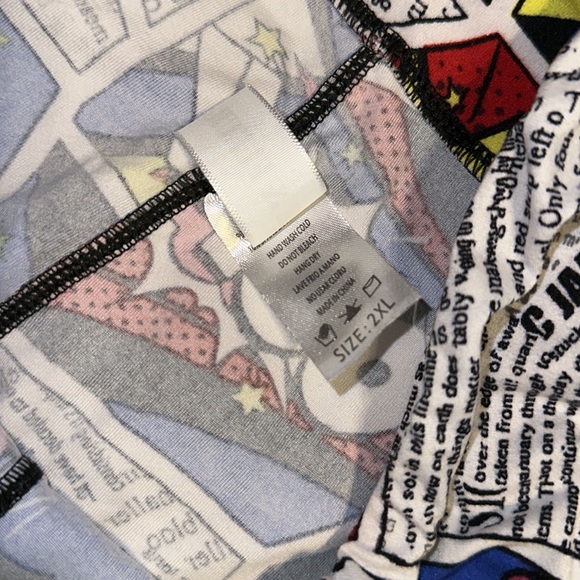 Fire and Fleur Pop Art Comic Strip pull Up  Shorts NWOT 2X - Picture 4 of 5